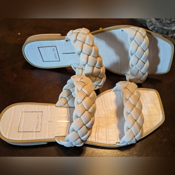 Dolce Vita Braided Flat Sandals. Size 7.5. - Picture 7 of 9